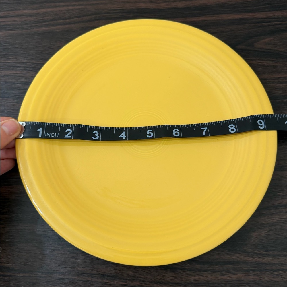 Vintage Fiesta Yellow Dinner Plate 9.5” Homer Laughlin USA Fiestaware